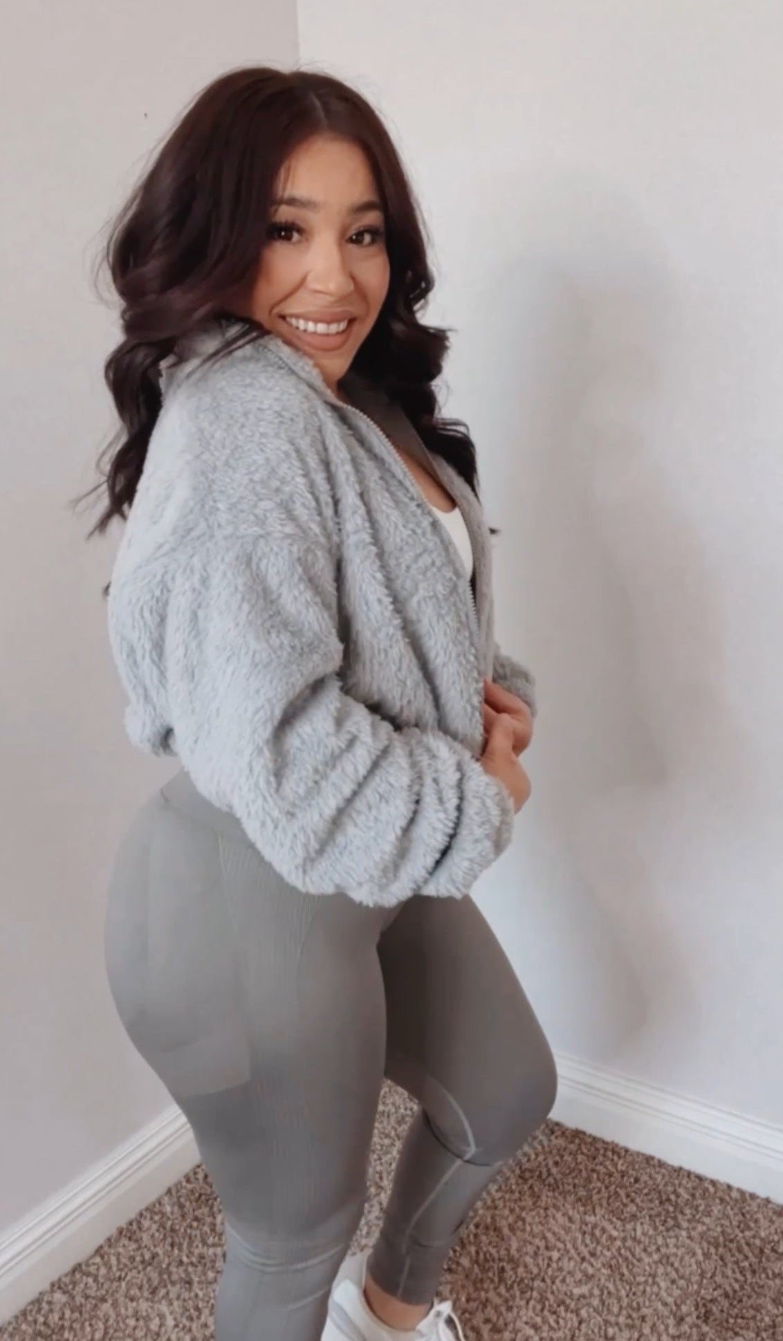 Cropped Teddy Jacket (Grey)